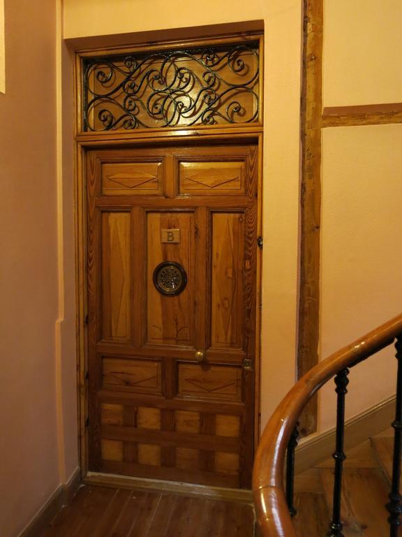 Latina Sol Apartment Madrid Exterior photo
