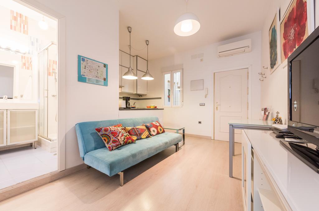 Latina Sol Apartment Madrid Exterior photo