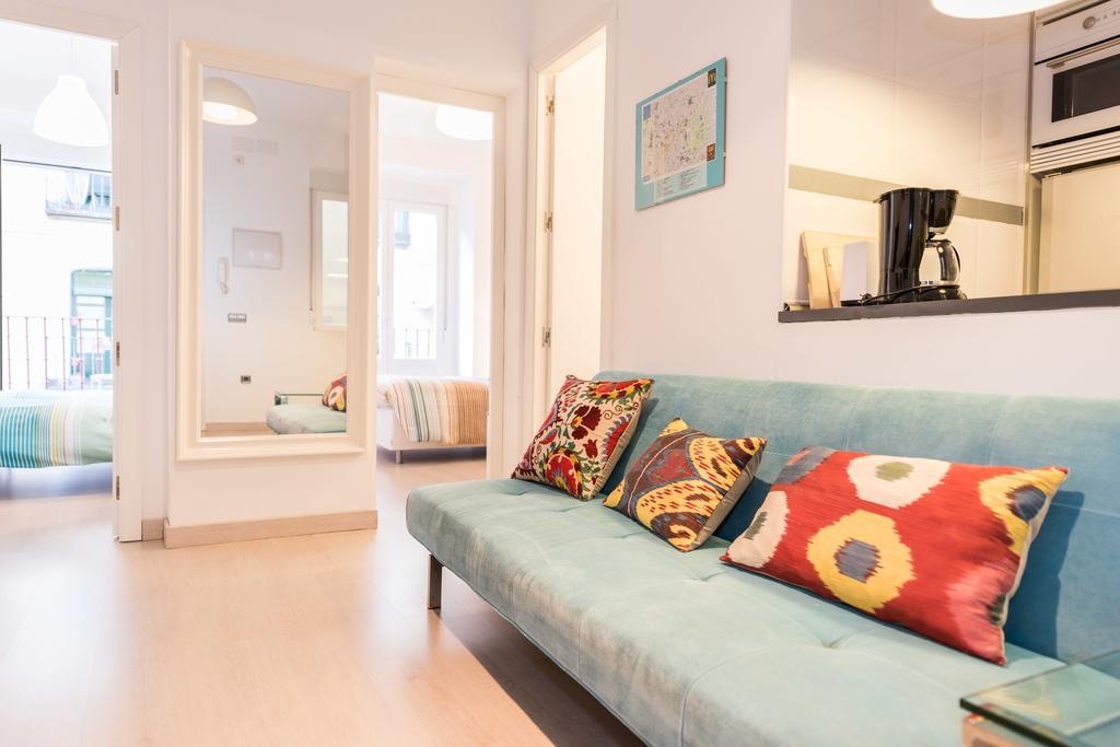 Latina Sol Apartment Madrid Exterior photo